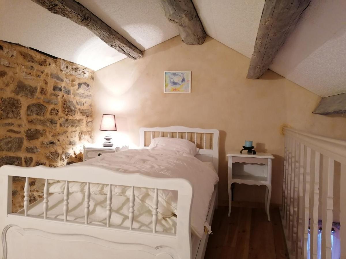 La Maison Huguetoune Nant Екстер'єр фото